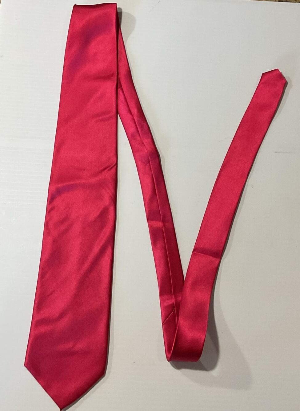 Romario Manzini Fuschia Tie
